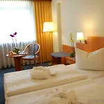 Savoy 4*