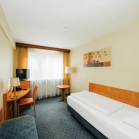 Savoy Hotel 4*