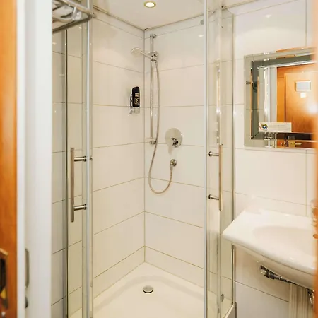 Hotel Savoy 4*