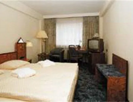 Отель Savoy Франкфурт-на-Майне