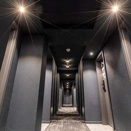 Savoy 4*